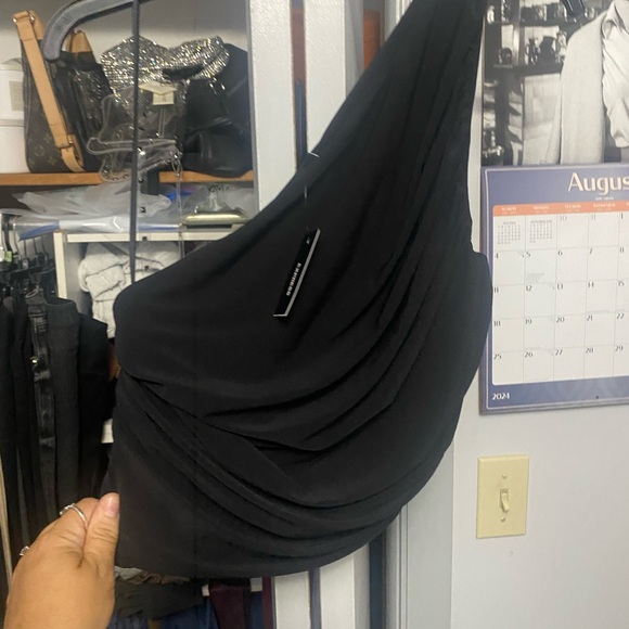 Top - Picture 2 of 5